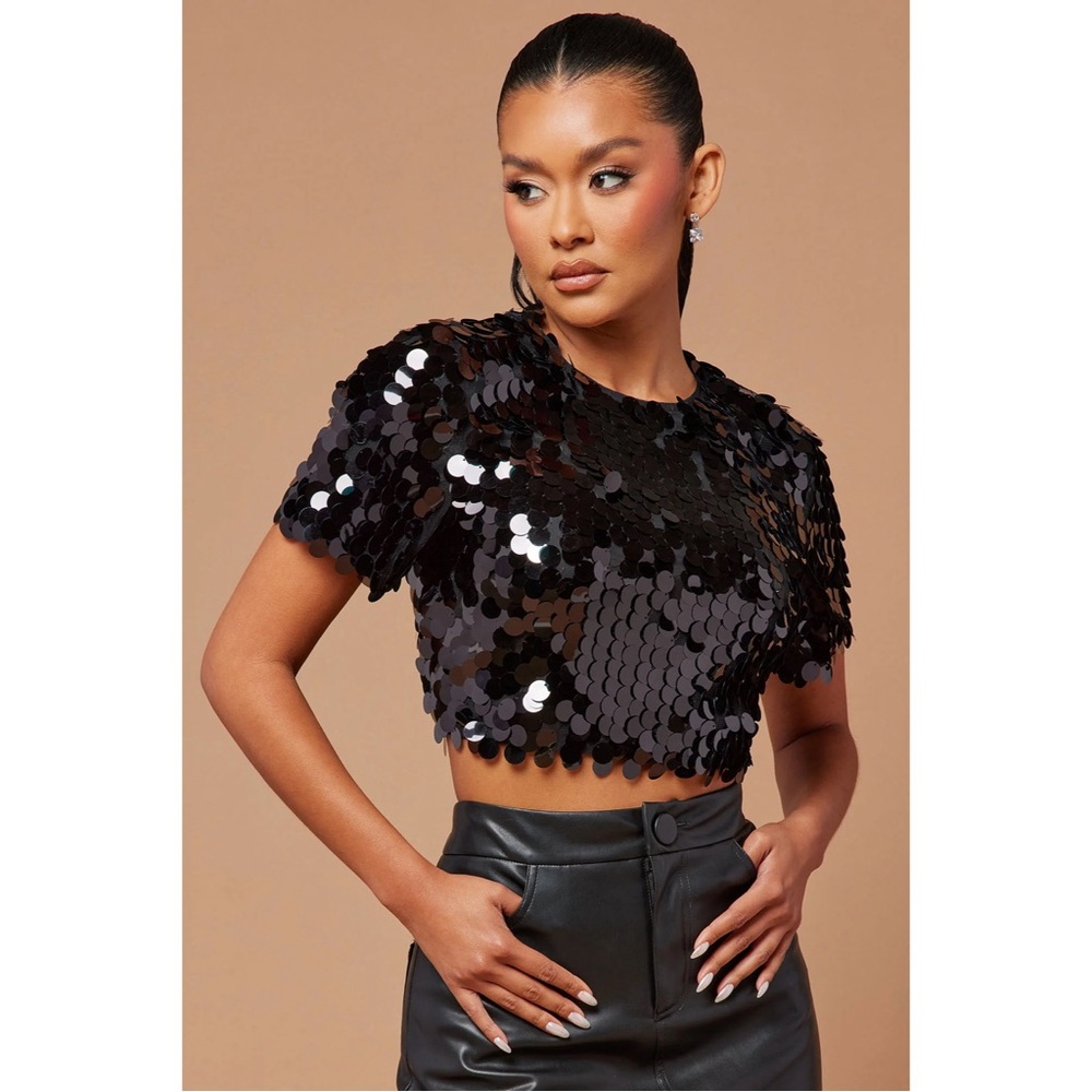 Fashion Nova Luxe Sequins Top